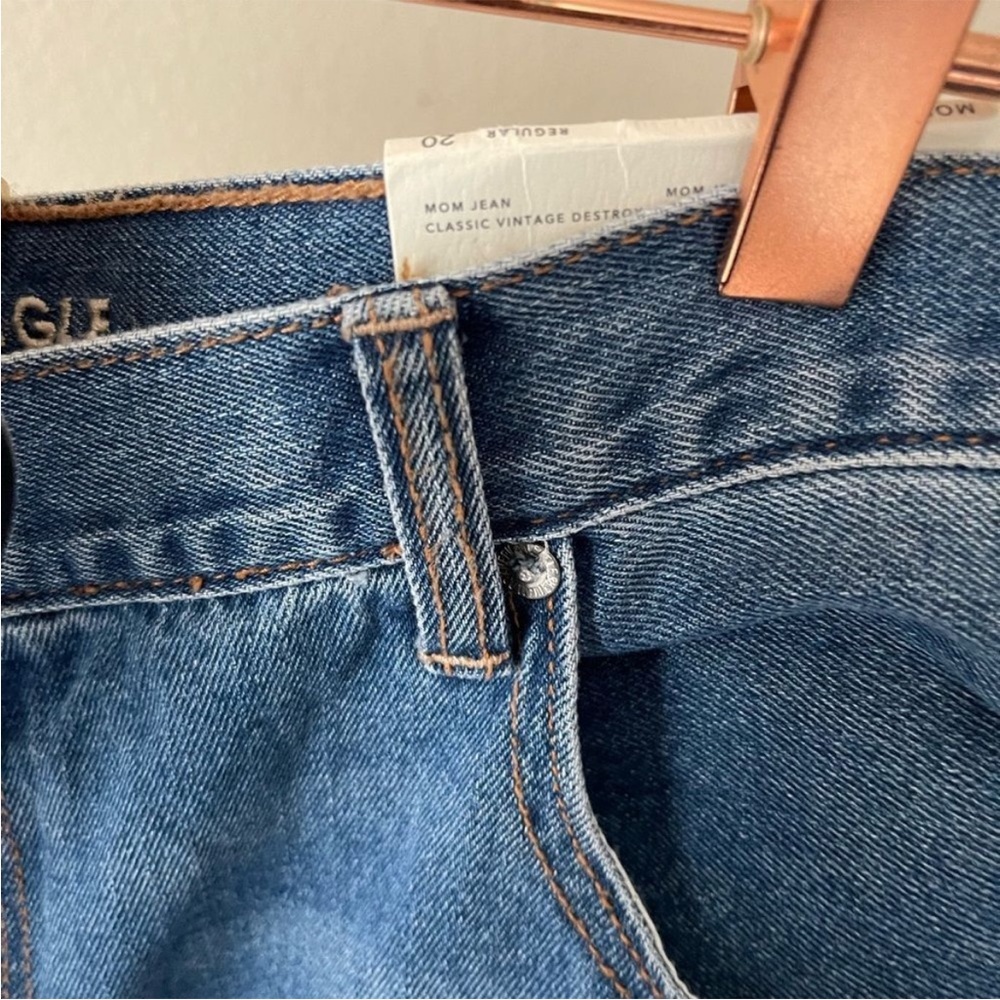 American Eagle Outfitters Blue Distressed Jeans - Picture 4 of 11